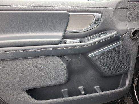 Certified 2025 Ford Expedition Max Platinum image 10