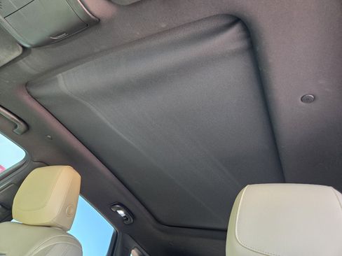 Used 2019 Cadillac XT5 Luxury FWD image 8