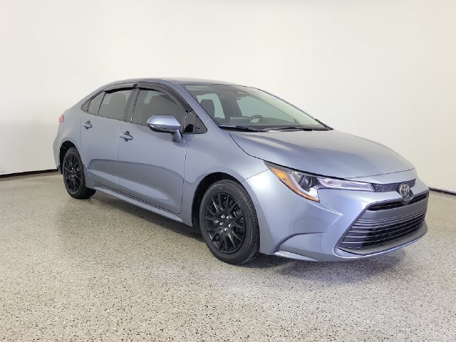 Used 2024 Toyota Corolla LE FWD image 4