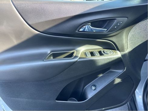 Used 2024 Chevrolet Equinox LT w/ LPO, Floor Liner Package image 11