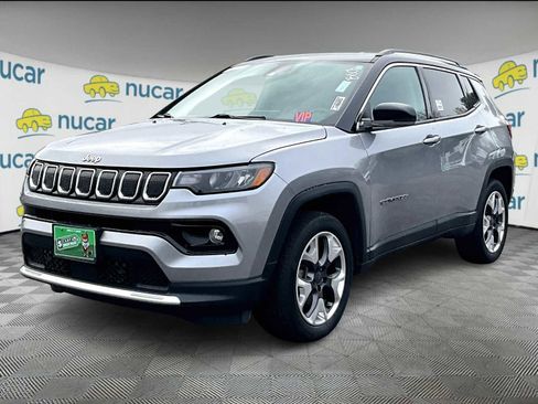 Used 2022 Jeep Compass Limited image 3