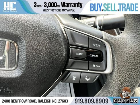Used 2018 Honda Accord EX image 28