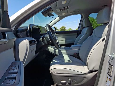 Used 2023 Hyundai Palisade SEL AWD/4WD image 13