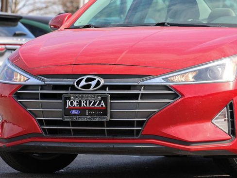 Used 2020 Hyundai Elantra SEL image 14
