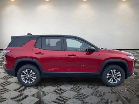 New 2026 Chevrolet Equinox LT w/ Convenience Package II FWD image 6