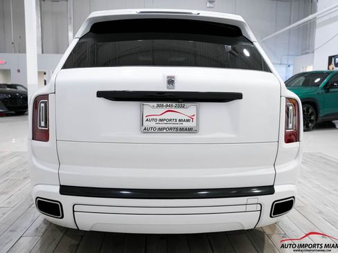 Used 2022 Rolls-Royce Cullinan image 25