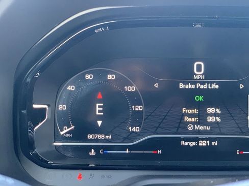 Certified 2024 GMC Yukon XL Denali AWD/4WD image 9