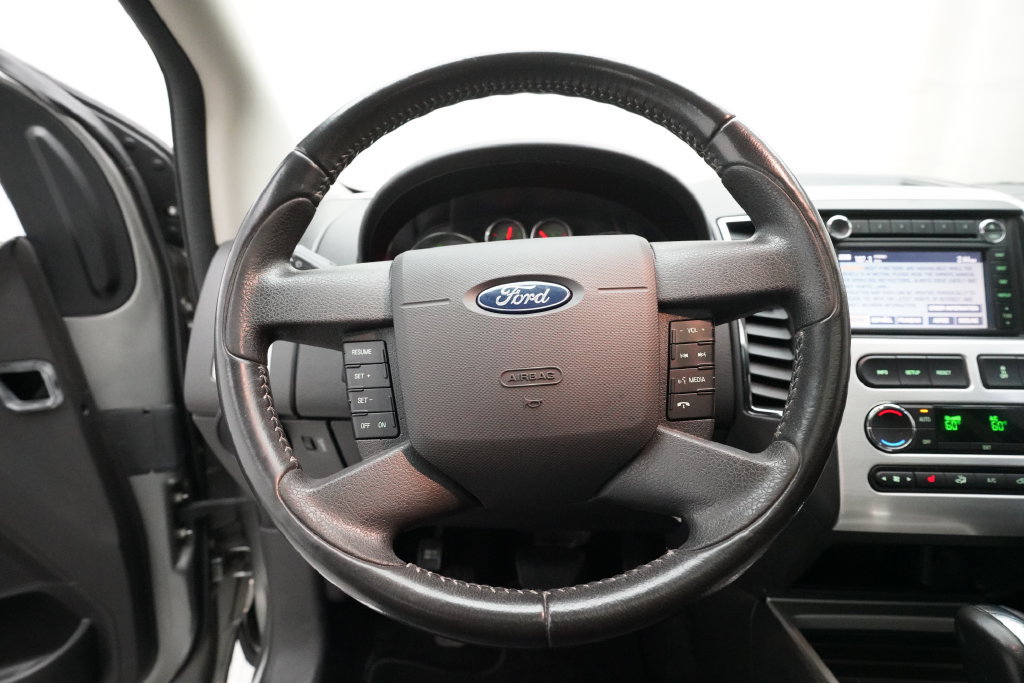 Used 2008 Ford Edge Limited AWD/4WD image 4
