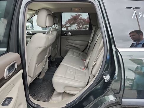 Used 2011 Jeep Grand Cherokee Laredo AWD/4WD image 26