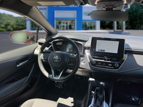 Used 2024 Toyota Corolla SE FWD image 34
