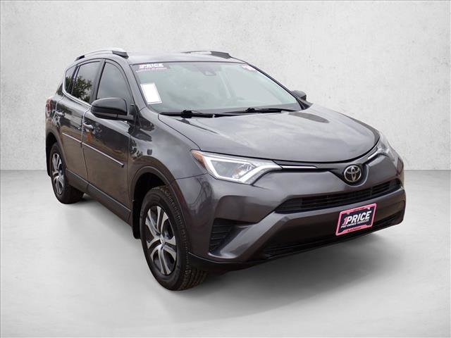 Used 2018 Toyota RAV4 LE w/ Carpet Mat Package AWD/4WD image 5