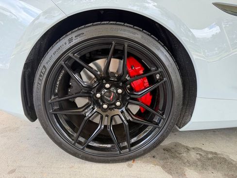 Used 2024 Chevrolet Corvette Z06 w/ Stealth Interior Trim Package RWD image 18