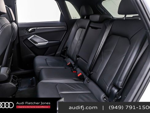 Used 2025 Audi Q3 2.0T Premium Plus w/ Premium Plus Package image 8