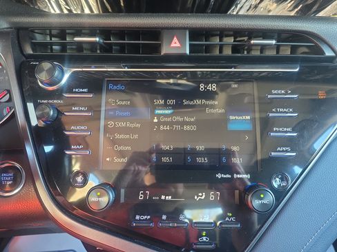 Used 2019 Toyota Camry XSE FWD image 20