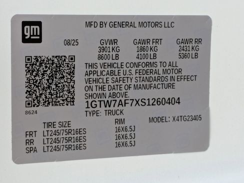 New 2025 GMC Savana 2500 Work Van w/ Safety Package image 17