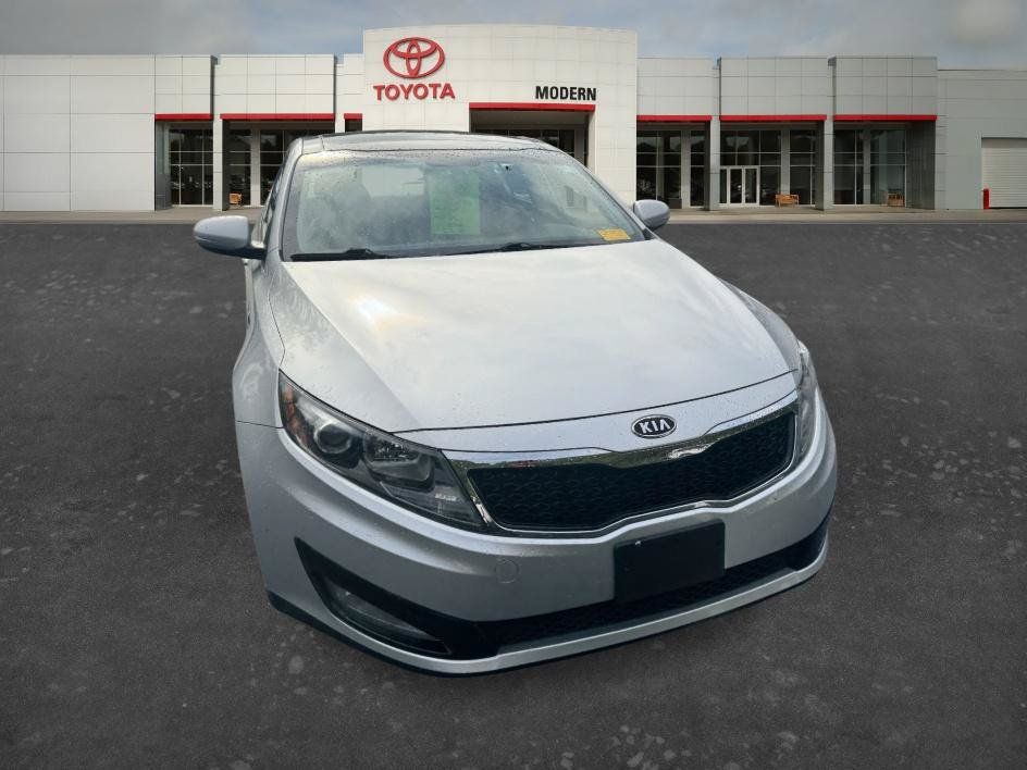 Used 2011 Kia Optima EX w/ Premium Pkg FWD image 10
