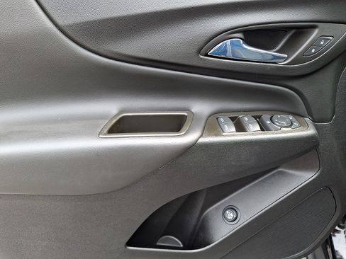 Certified 2023 Chevrolet Equinox LT FWD image 13