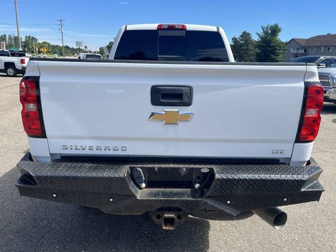 Used 2018 Chevrolet Silverado 2500 LTZ w/ Duramax Plus Package AWD/4WD image 7