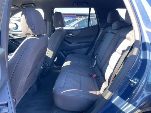 Used 2025 Chevrolet Equinox LT AWD/4WD image 24