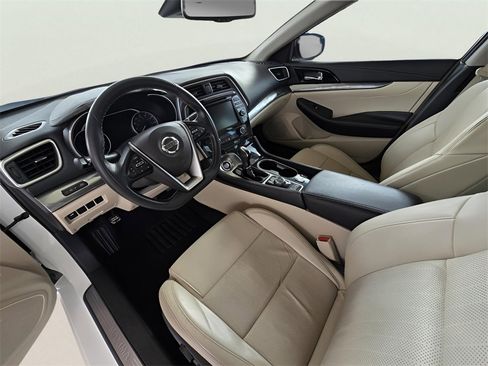 Used 2020 Nissan Maxima 3.5 SV w/ Illumination Package image 59