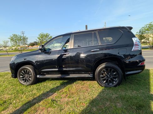Used 2023 Lexus GX 460 Premium w/ Premium Package AWD/4WD image 6