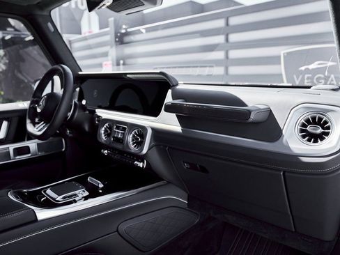 Used 2025 Mercedes-Benz G 63 AMG 4MATIC image 42