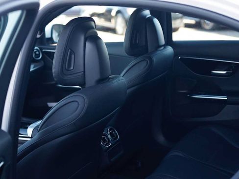 Used 2026 Mercedes-Benz C 300 4MATIC Sedan image 17