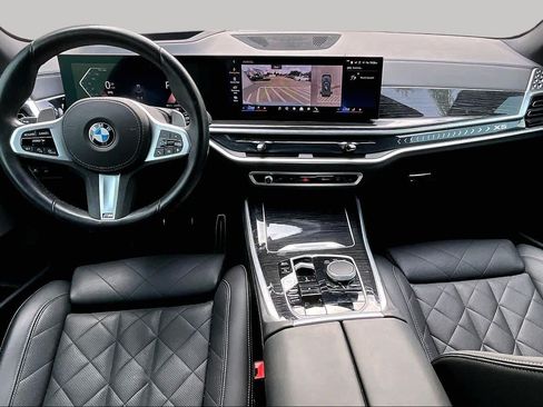 Used 2025 BMW X5 sDrive40i w/ M Sport Package RWD image 14