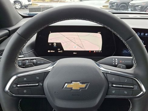 New 2026 Chevrolet Traverse LT w/ Sun and Wheel Package image 9