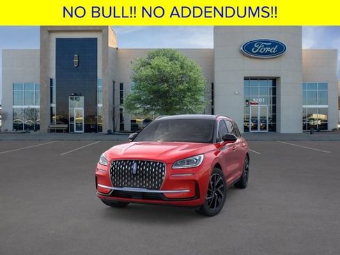 New 2024 Lincoln Corsair Grand Touring image 2