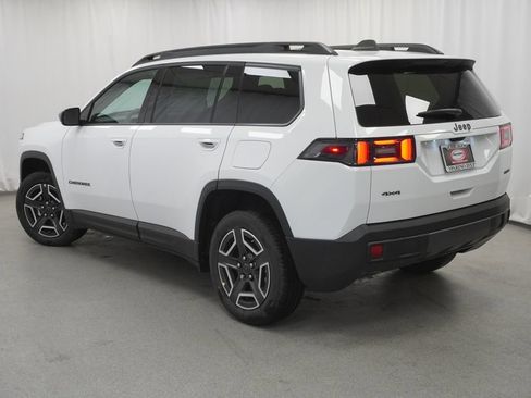 New 2026 Jeep Cherokee Limited AWD/4WD image 13