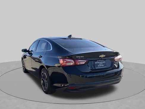 Used 2021 Chevrolet Malibu LT FWD image 4