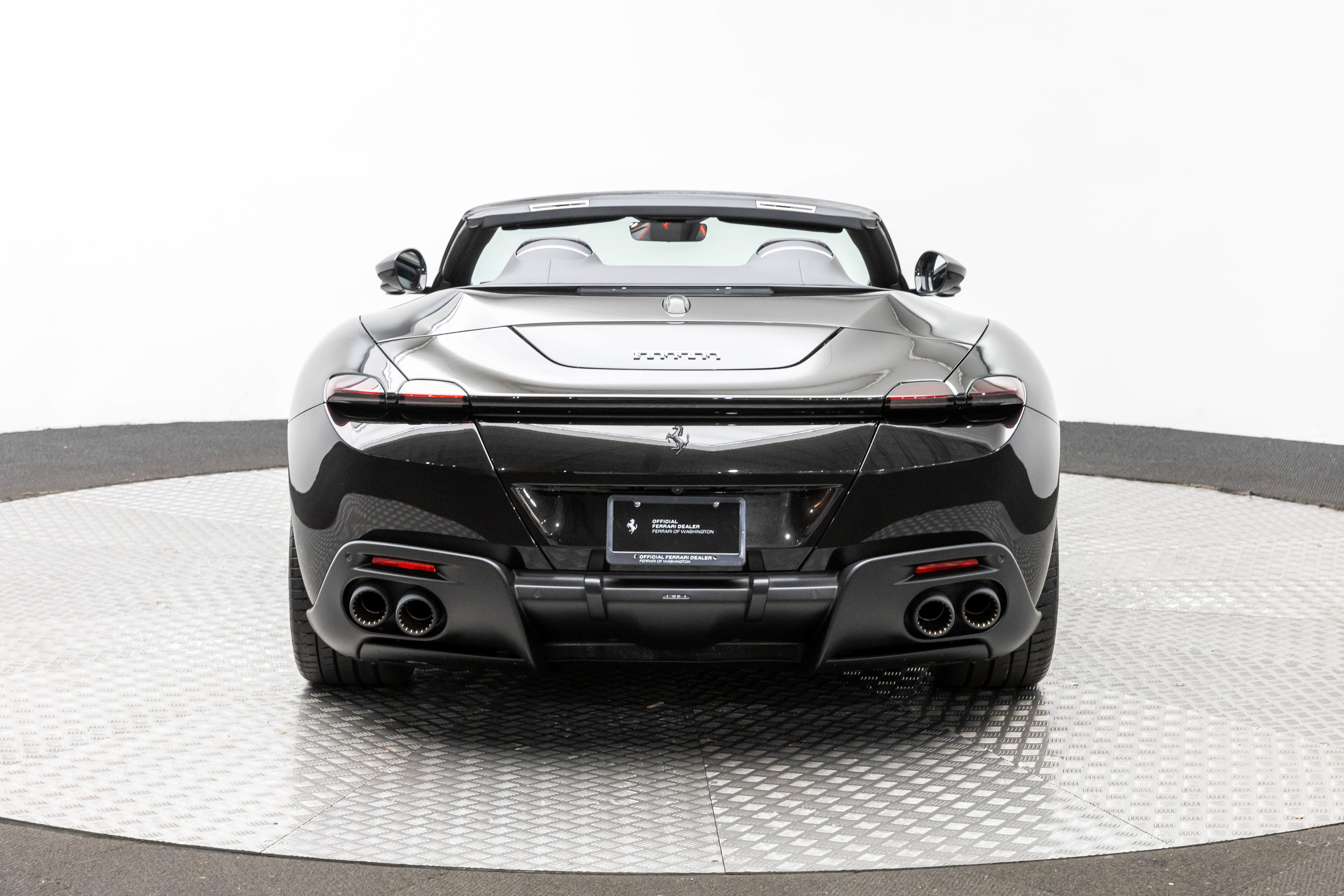 Certified 2025 Ferrari Roma Spider RWD image 8
