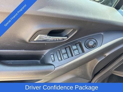 Used 2021 Chevrolet Trax LT w/ Driver Confidence Package FWD image 13