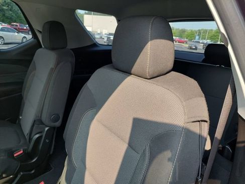 Used 2020 Chevrolet Traverse LT FWD image 30
