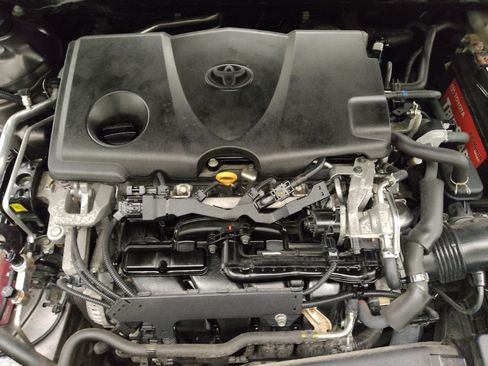 Used 2019 Toyota Camry SE image 30