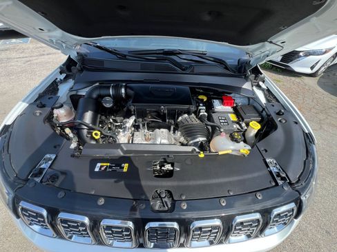 Used 2025 Jeep Compass Limited AWD/4WD image 37