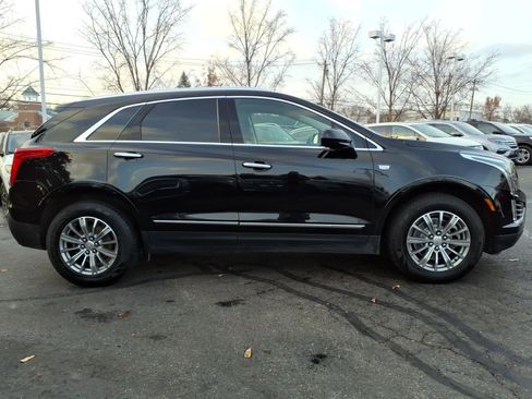 Used 2017 Cadillac XT5 Luxury w/ Driver Awareness Package image 8