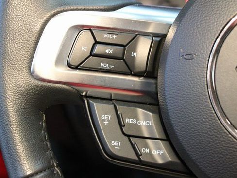 Used 2022 Ford Mustang Coupe image 18