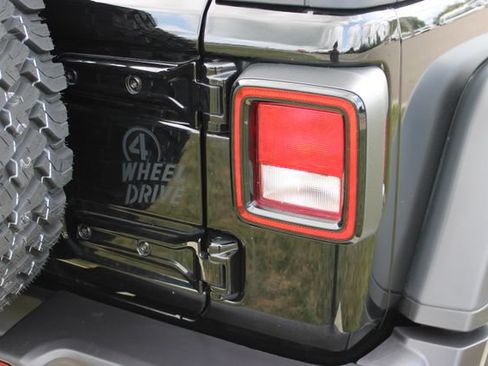 Used 2025 Jeep Wrangler Unlimited Sport S 4xe AWD/4WD image 38