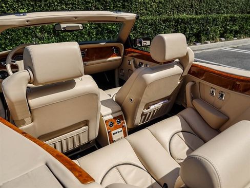 Used 2000 Rolls-Royce Corniche RWD image 47