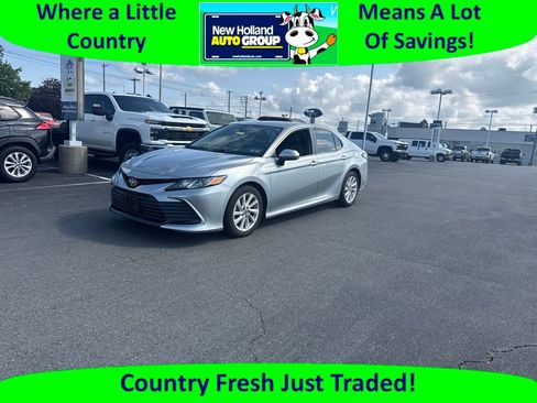 Used 2023 Toyota Camry LE FWD image 1