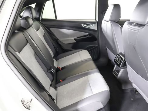 Used 2023 Volkswagen ID.4 Pro AWD/4WD image 33