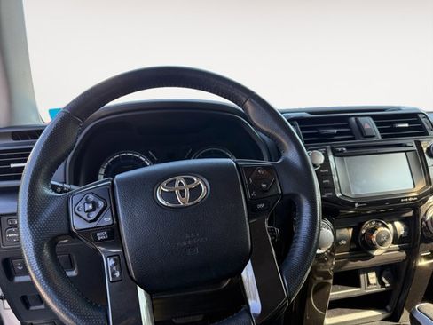 Used 2019 Toyota 4Runner TRD Off-Road Premium image 14