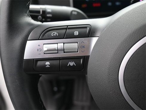 Used 2025 Hyundai Tucson SEL image 32