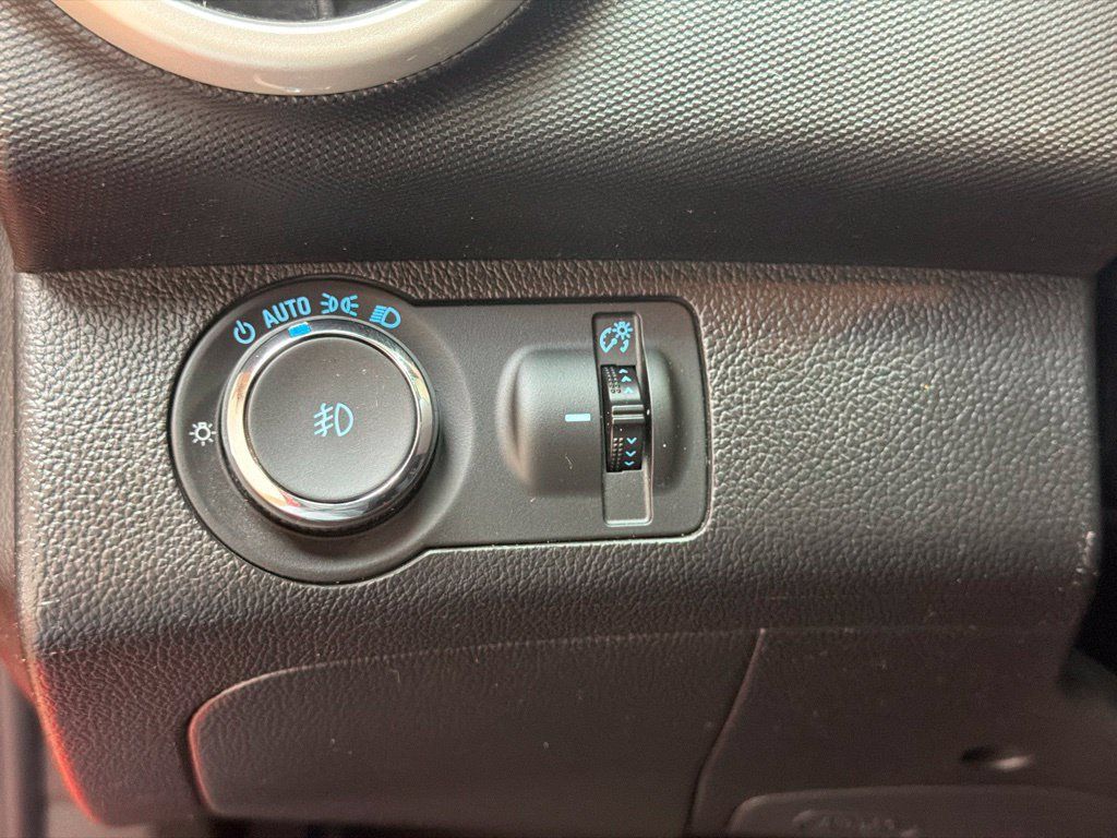 Used 2014 Chevrolet Sonic RS FWD image 24