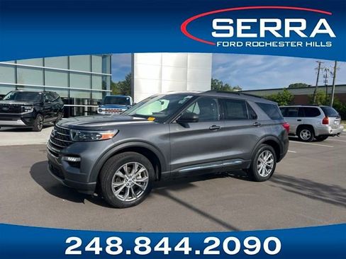 Used 2023 Ford Explorer XLT w/ Equipment Group 202A AWD/4WD image 1