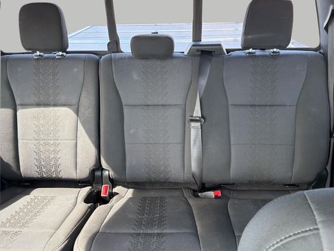 Used 2019 Ford F150 XLT w/ Equipment Group 302A Luxury AWD/4WD image 19