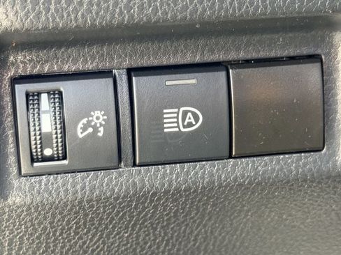 Used 2023 Toyota RAV4 LE FWD image 22