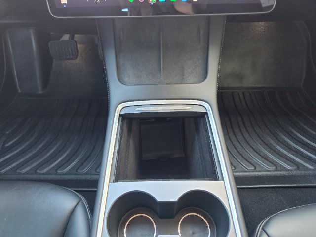 Used 2021 Tesla Model 3 Long Range AWD/4WD image 24
